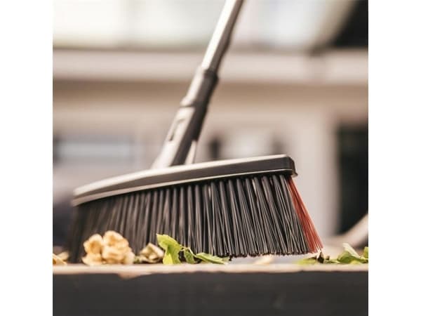 Fiskars FISKARS UNIVERSAL BRUSH SOLID M FS1025921 - 1025921