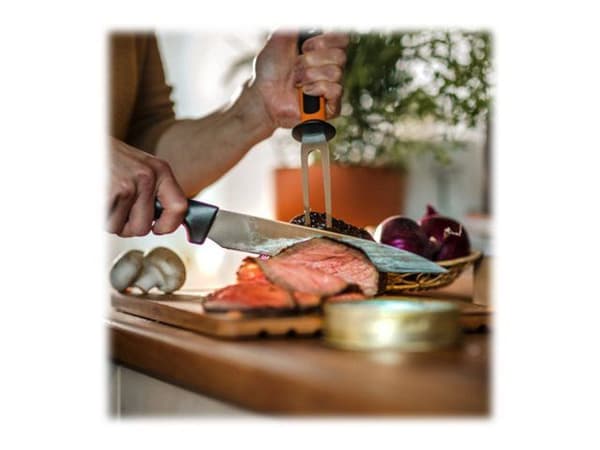Fiskars Functional Form - Carving knife - 21 cm