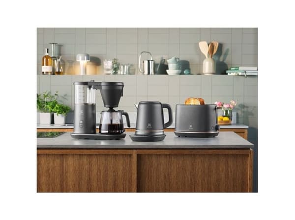 VEDENKEITIN E7K1-6BP ELECTROLUX