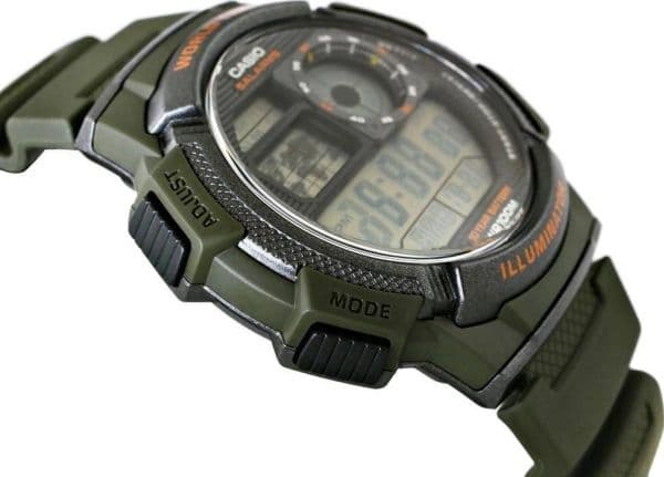 Katsokaa vaikka CASIO AE-1000W-3AVDF