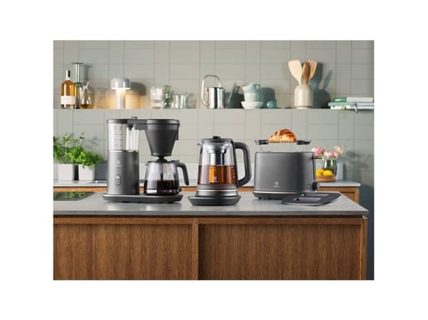 VEDENKEITIN E7K1-6BP ELECTROLUX