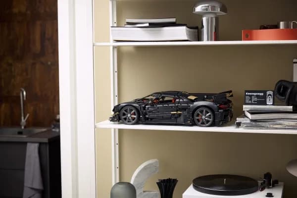 LEGO Technic 42232 Koenigsegg Sadair's Spear ‑mega-auto