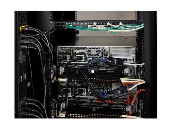 APC Server Module - KVM-utvider - USB - TAA-samsvar - for KVM 2G Enterprise Analog, Enterprise Digital/IP