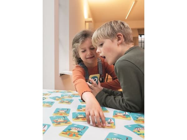 Minispill - pingvinenes kamp