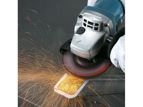Makita 9558HNR