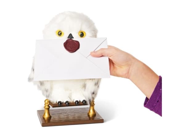 Harry Potter Wizarding World Interactive Enchanted Hedwig - 27cm tall.