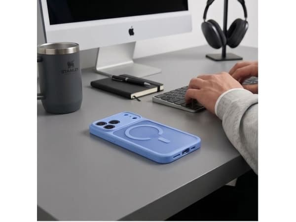 Tech-Protect BasicMag MagSafe case for iPhone 17 Pro / 18 Pro - light blue matte