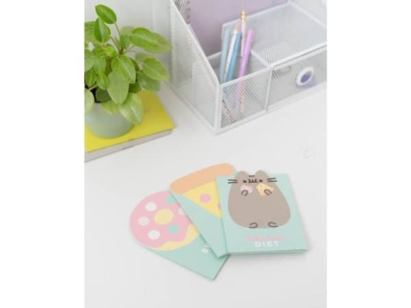 Pusheen – matälskare skrivset |