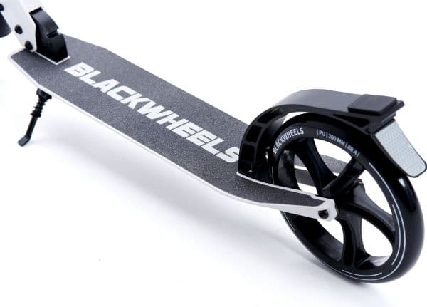 Scooter Blackwheels Orio Hvit