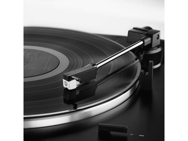 Audio-Technica AT-LP60XUSB platespiller, sort