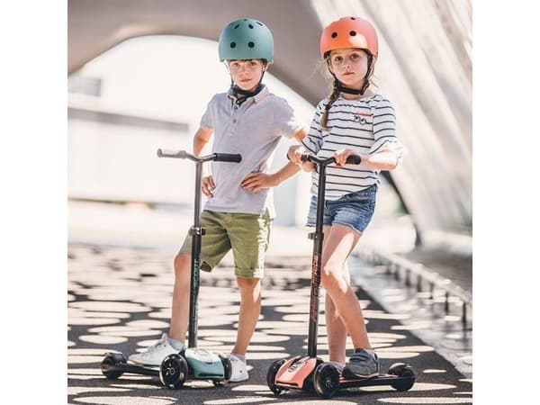 Scoot & Ride Highwaykick 5 LED Forest