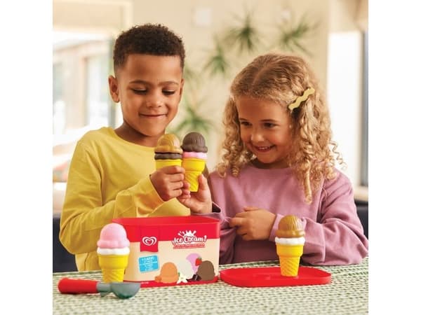 Casdon Toy Ice Cream Scoop Playset