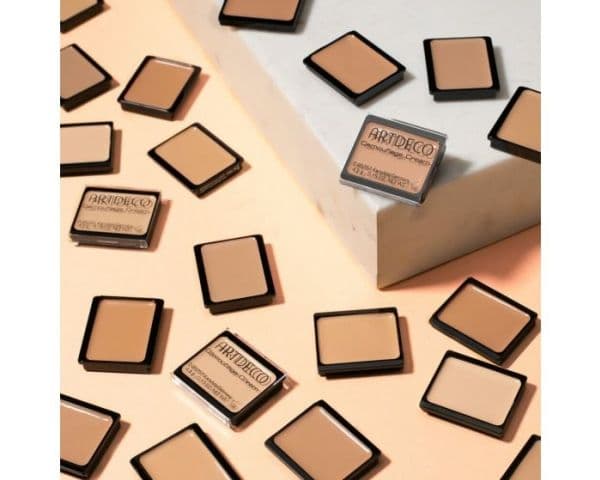 Camouflage cream