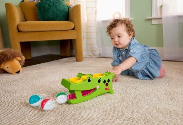 Fisher-Price Tap & Roll Alligator