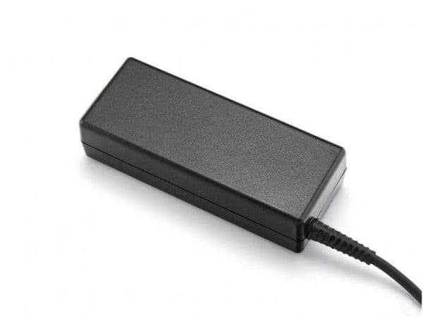 HP - Strömadapter