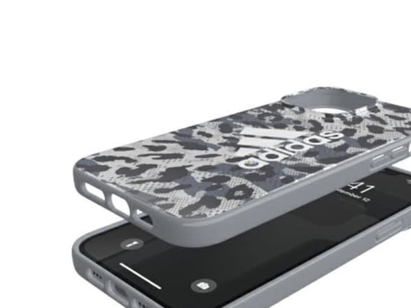 Adidas OR SnapCase leopardfodral till iPhone 13 Pro / iPhone 13 - grå