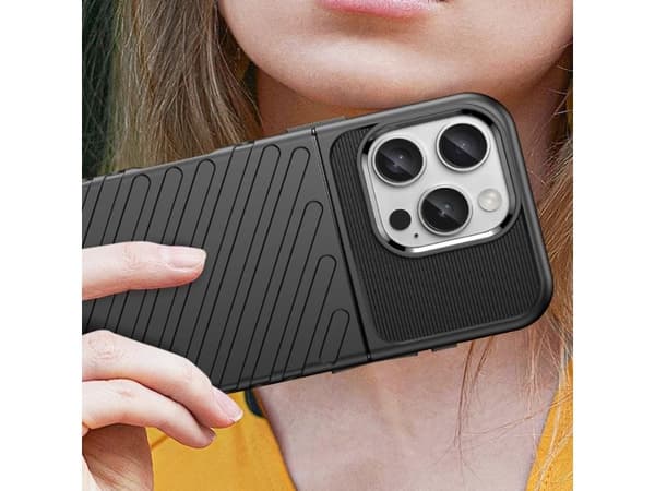 Hurtel Etui silikonowe Thunder Case do iPhone 16 Pro - czarne
