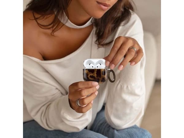 4kom.pl LAMANO APPLE AIRPODS 4 PANTHER