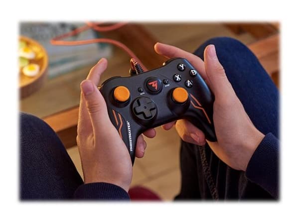 Thrustmaster GP XID Pro - Spelkontroll - kabelansluten - för PC