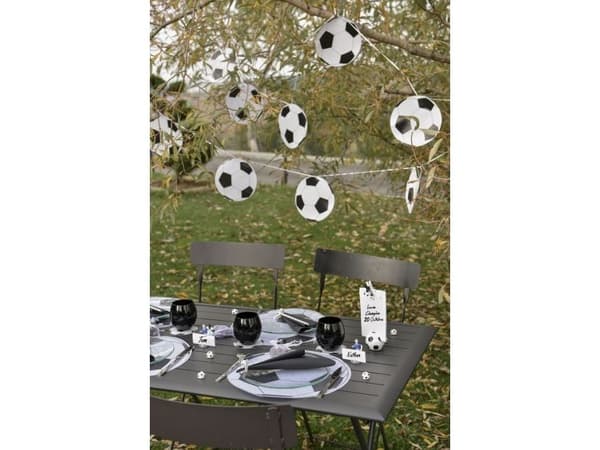 Fotbollsgirlang, 6 m
