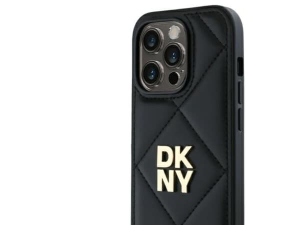 DKNY Quilted Stack Logo iPhone 14 Pro-skal - Svart