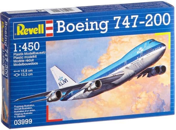 Zvezda-mallisarja Boeing 747200 (63999)