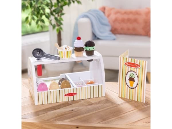 Melissa & Doug träleksaksaffär set för barn 3+