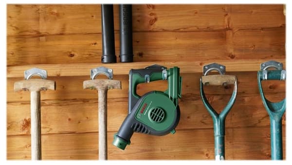 Bosch UniversalLeafBlower 18V-130 Battery Leaf Blower solo