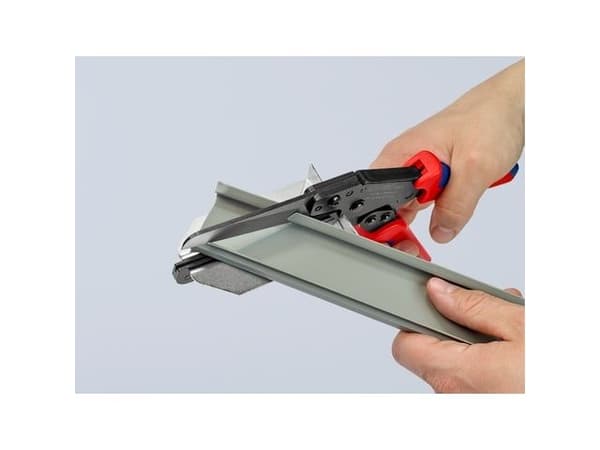KNIPEX saks til kunststoffer