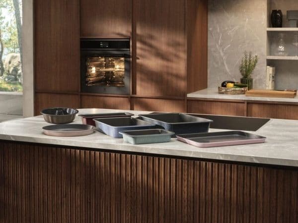 Electrolux E9OOEC02, Suorakulmainen, Keraaminen, Punainen