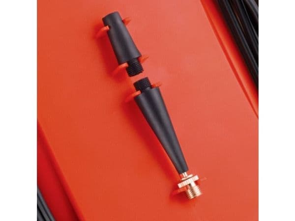 Black & Decker ASI200 , 8,27 bar