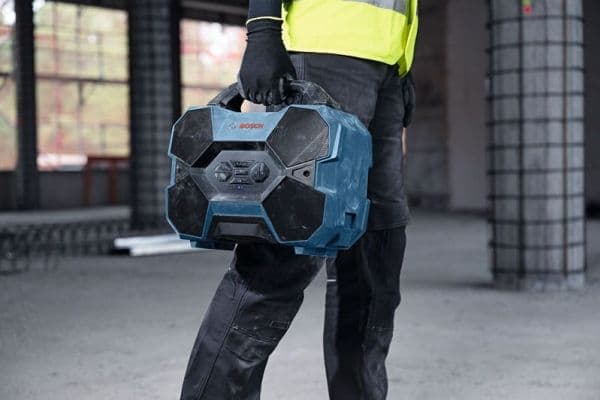 Bosch GPB 18V-6 C Professional sininen/musta Bluetooth IP54 USB-C - Kaiutin - Bluetooth
