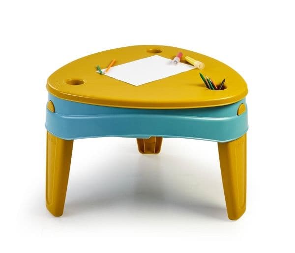 Casual Play Island Table