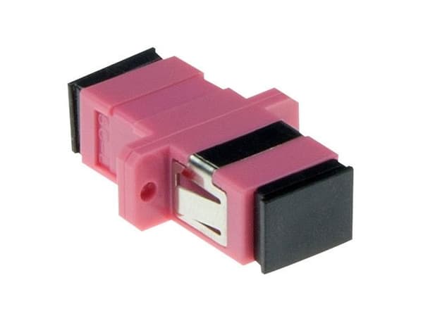 Fiberoptisk SC–SC simplexadapter multimode OM4
