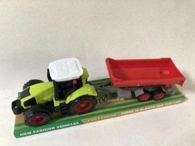 Woopie traktor med lantbruksmaskin