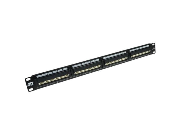 ACT patchpanel 24-port uafskærmet 45° CAT5E