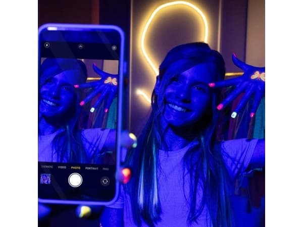 FABLAB, Glitter and Glow Party