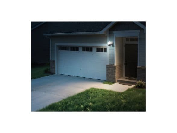 TP-Link Tapo C710 Outdoor Pan/Tilt Security Floodlight Camera