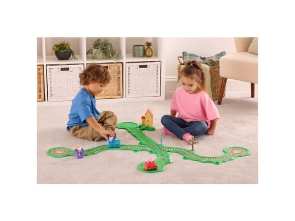 Peppa Pig PEPPA WHIZZ AROUND RUNABOUT TOWN