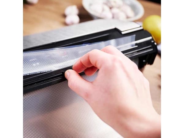 Gastroback 46009 Design Vacuum Sealer Basic - tyhjiöpakkaus Basic