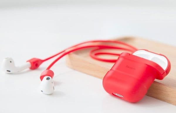 Baseus beskyttelsesetui til AirPods + stropp rød