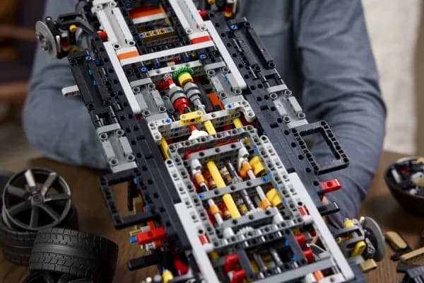LEGO Technic 42232 Koenigsegg Sadair's Spear ‑mega-auto