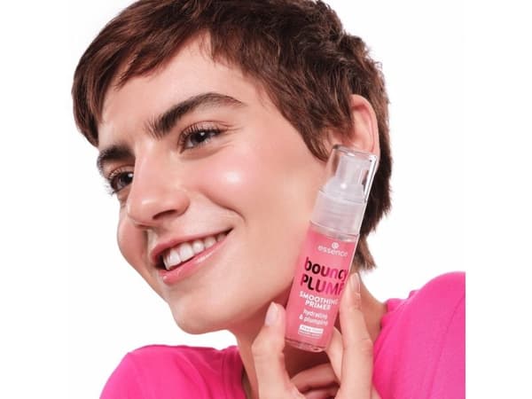 Essence Ess Plump Smoothing Primer