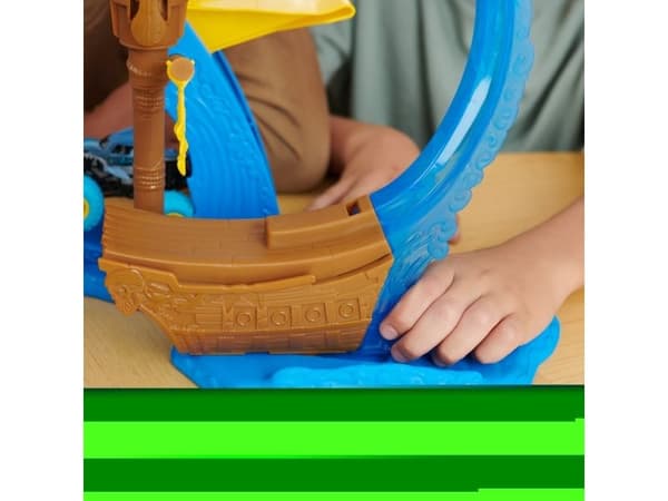 Monster Jam 1:64 Loop of Doom Stunt Playset