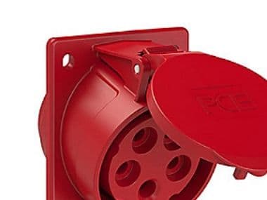 Infälld dosa 5x32A 400V sned