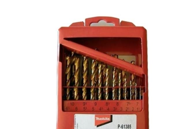 Makita Drill (P-61385)
