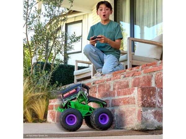 Monster Jam RC 1:15 Smash & Bash Grave Digger