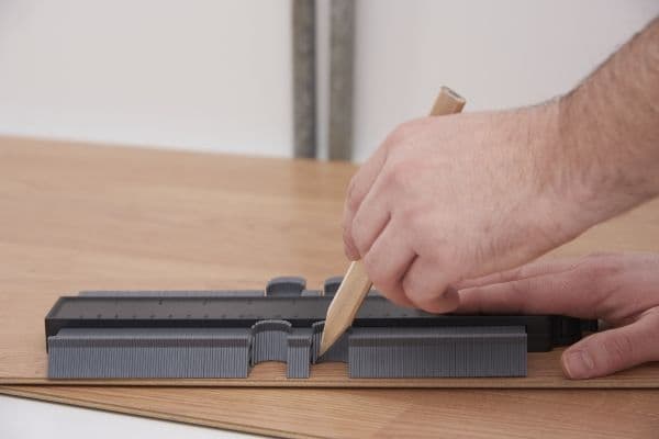 PROBUILDER - ÄÄRIVIIVAKOPIOINTILAITE 250MM
