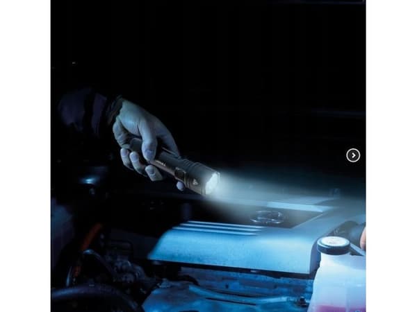 TIROSS lommelykt CREE LED 6500K TS1908