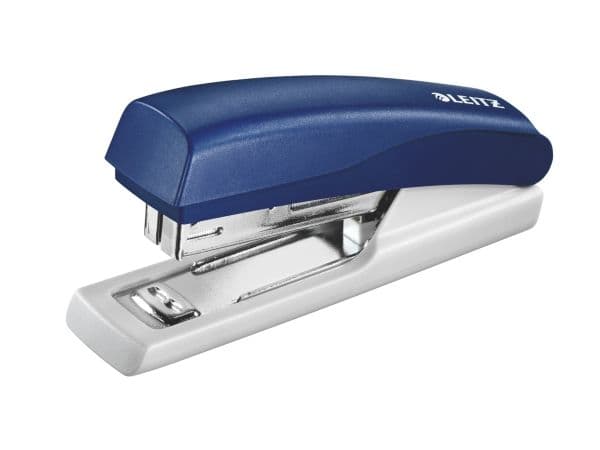 Stiftemaskin Leitz 5517 NeXXt, 10 ark blå